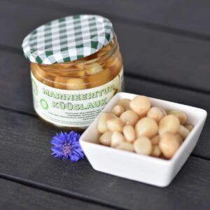 Marineeritud küüslauk 330g